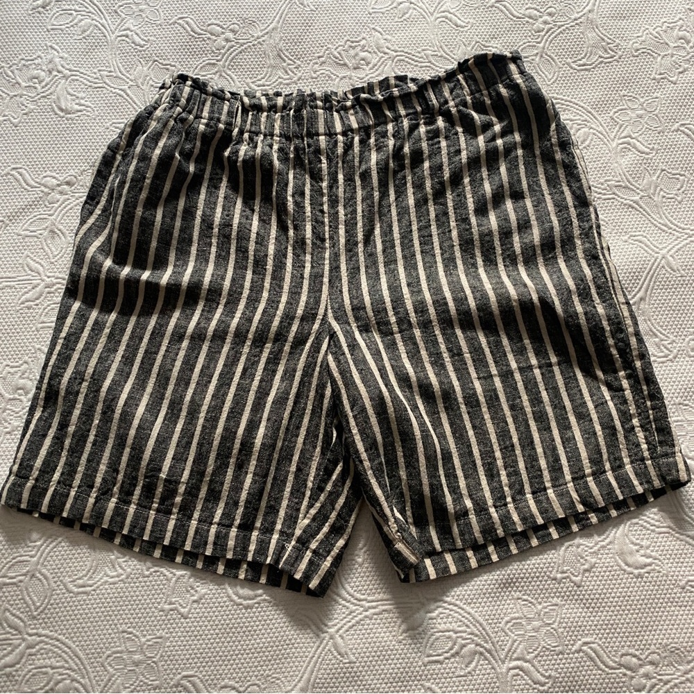 Melissa Paige Linen Blend Black Shorts
